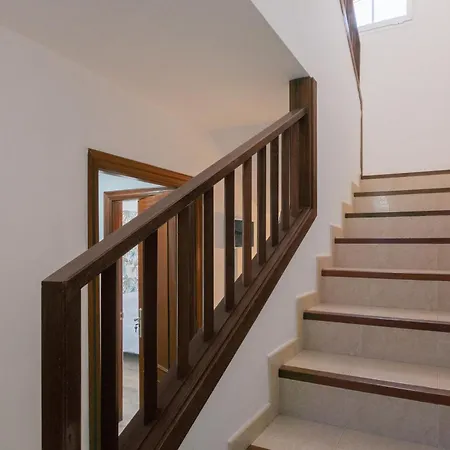 Διαμέρισμα Sunny House *