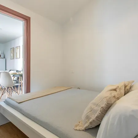 Sunny House Apartman *